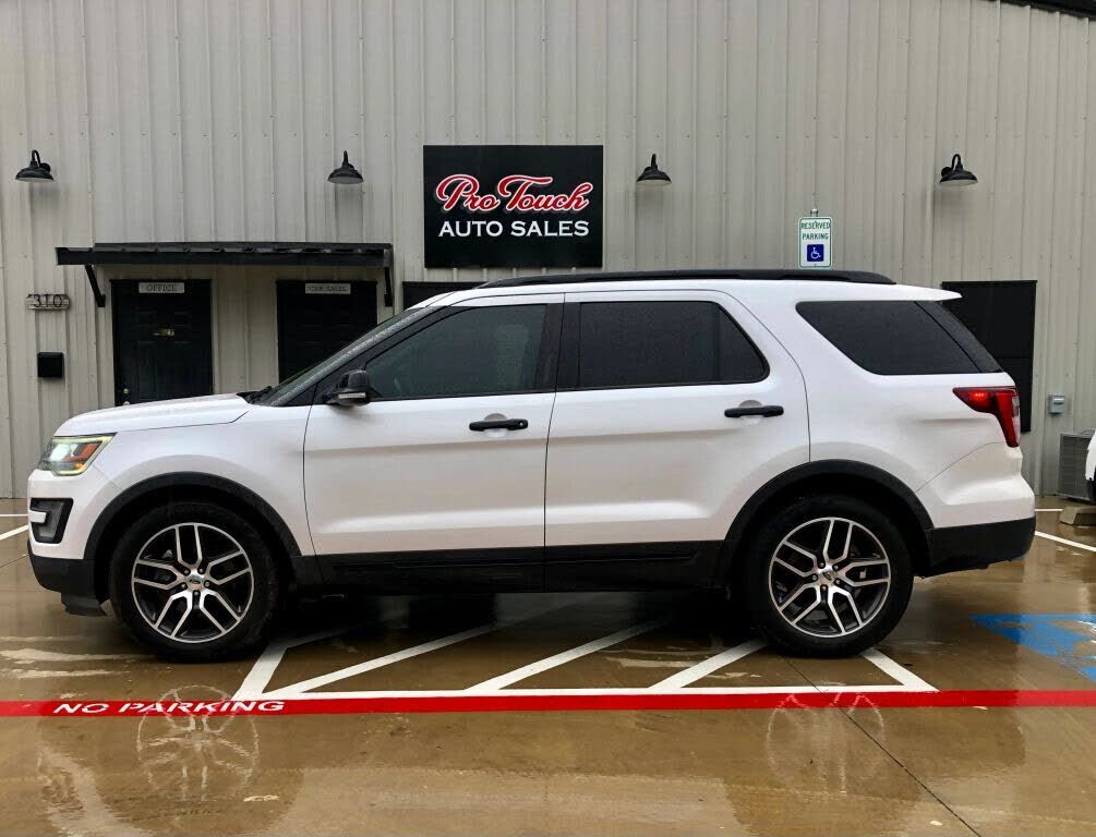 2016 FORD Explorer