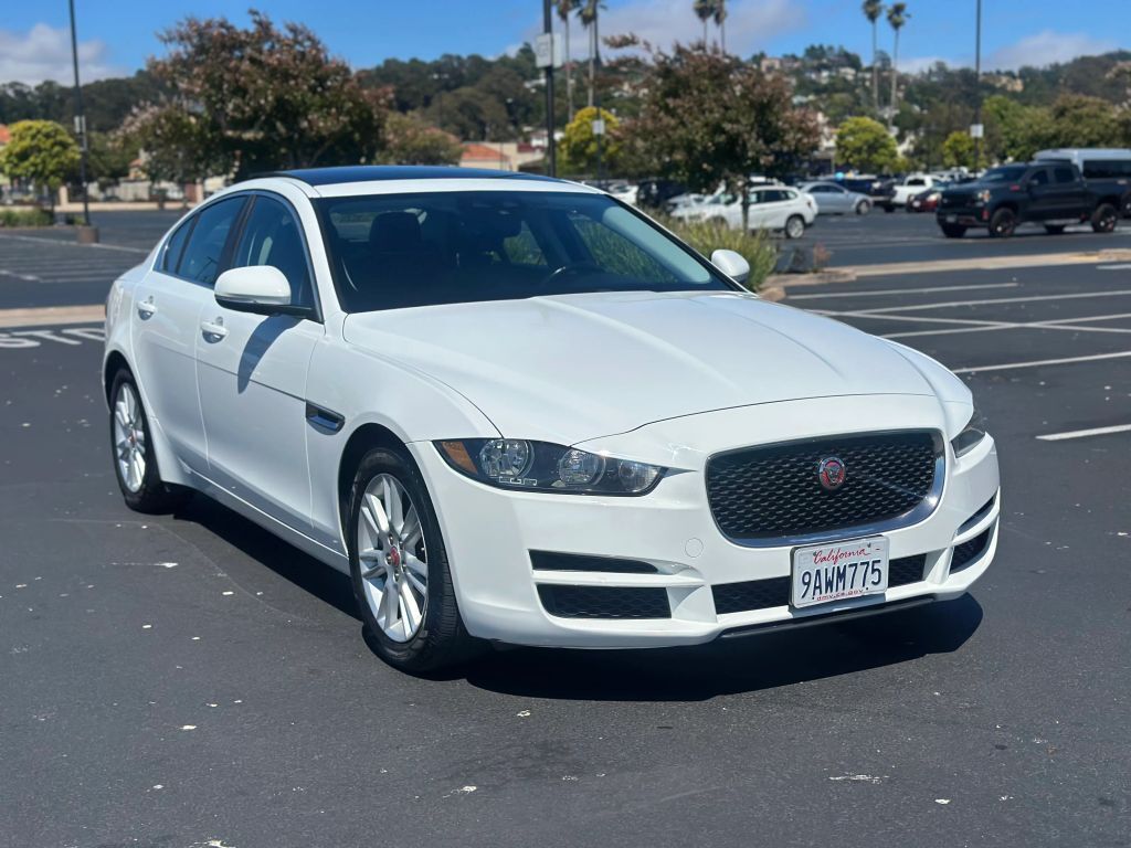 2019 JAGUAR XE