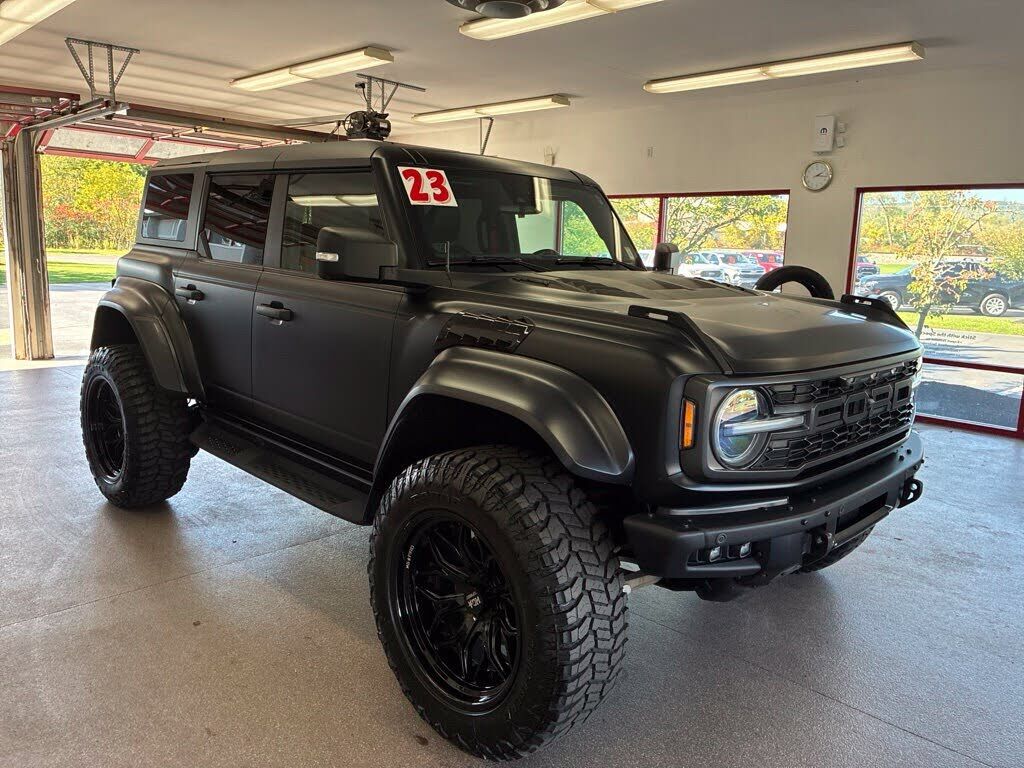 2023 FORD Bronco