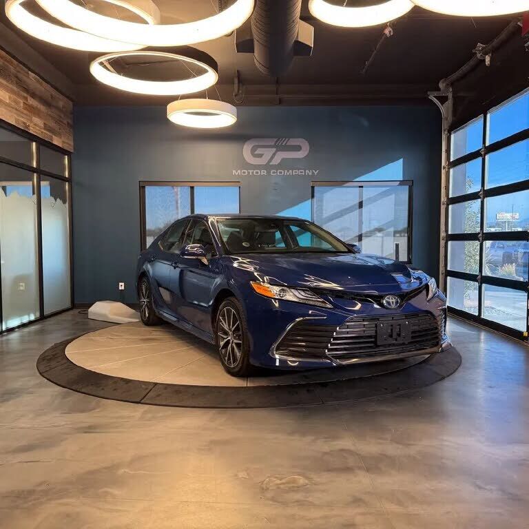 2023 TOYOTA Camry