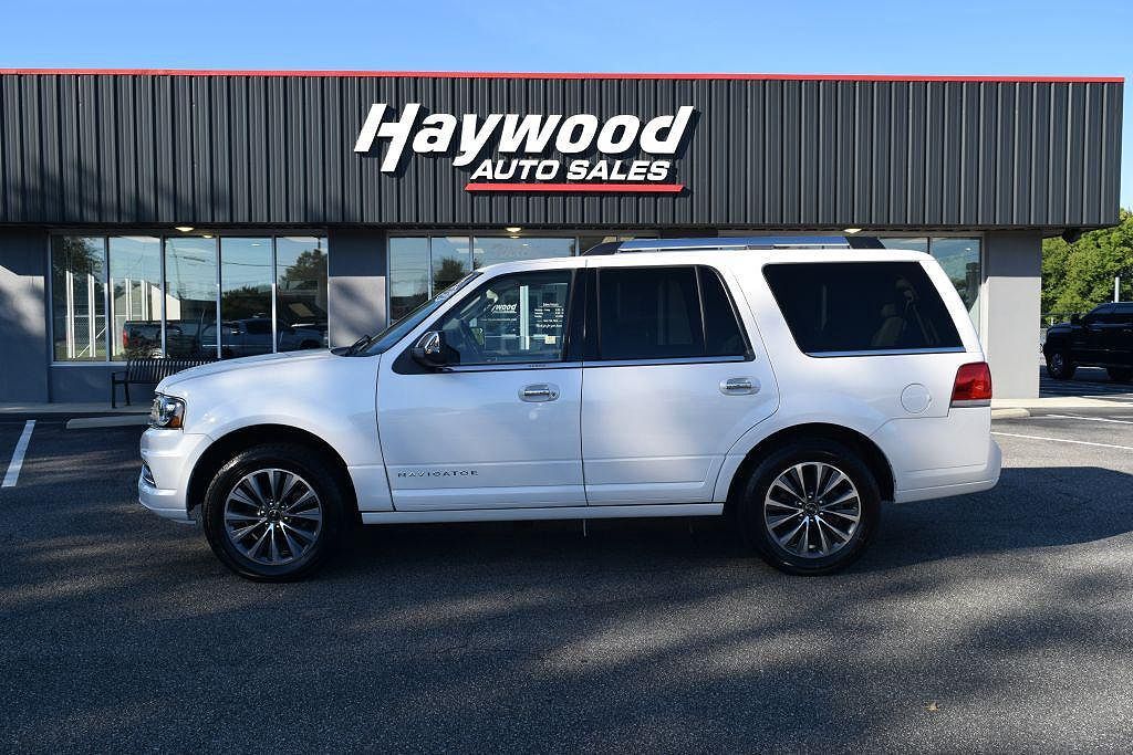 2017 LINCOLN Navigator