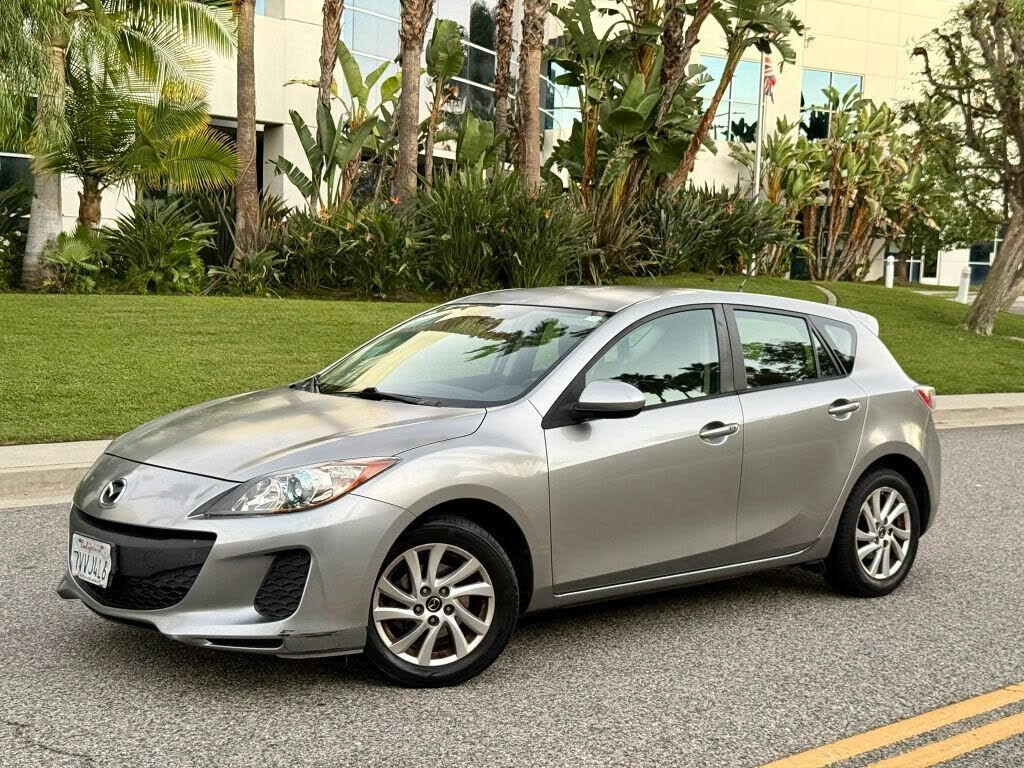 2013 MAZDA Mazda3