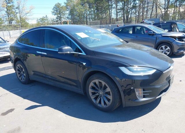 2018 TESLA Model X