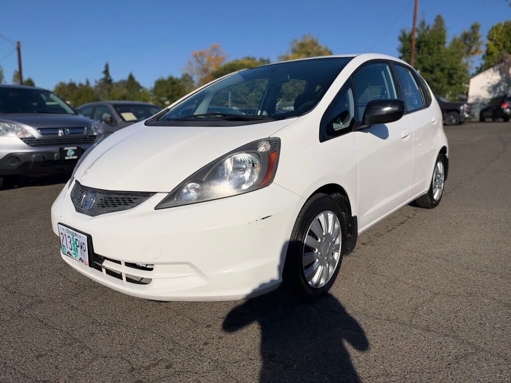 2011 HONDA Fit