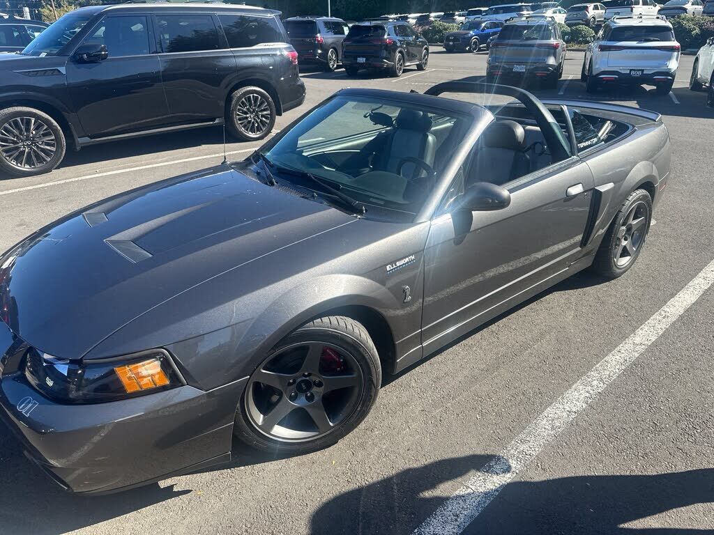 2003 FORD Mustang