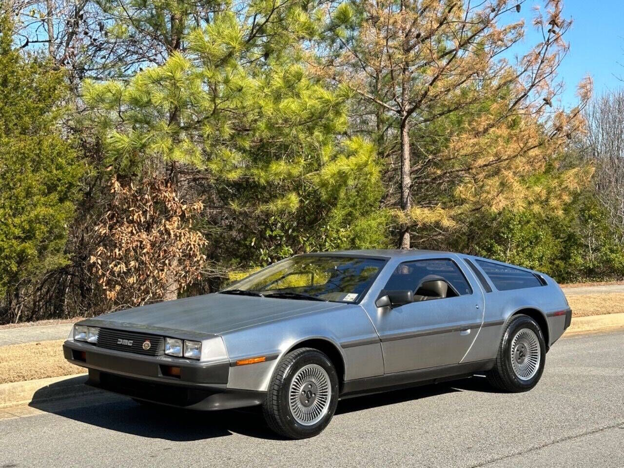1981 DELOREAN DMC-12