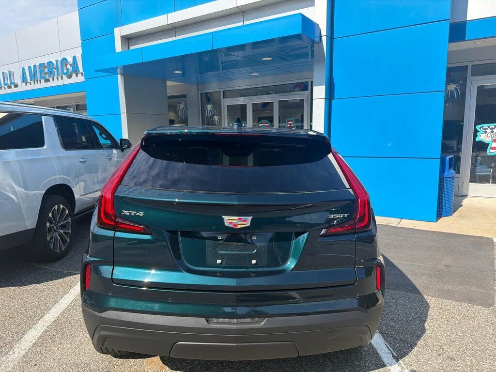 2024 CADILLAC XT4