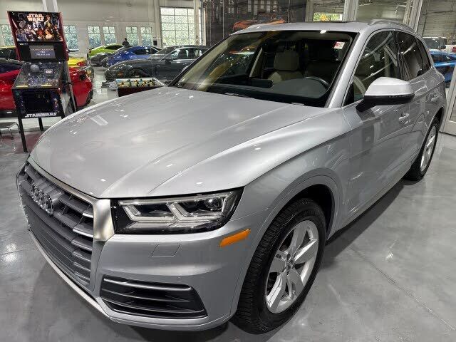 2018 AUDI Q5