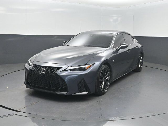 2021 LEXUS IS