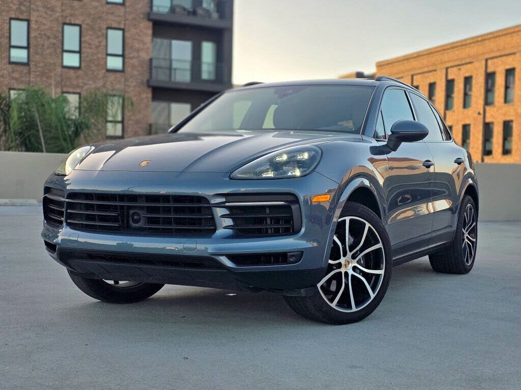 2019 PORSCHE Cayenne