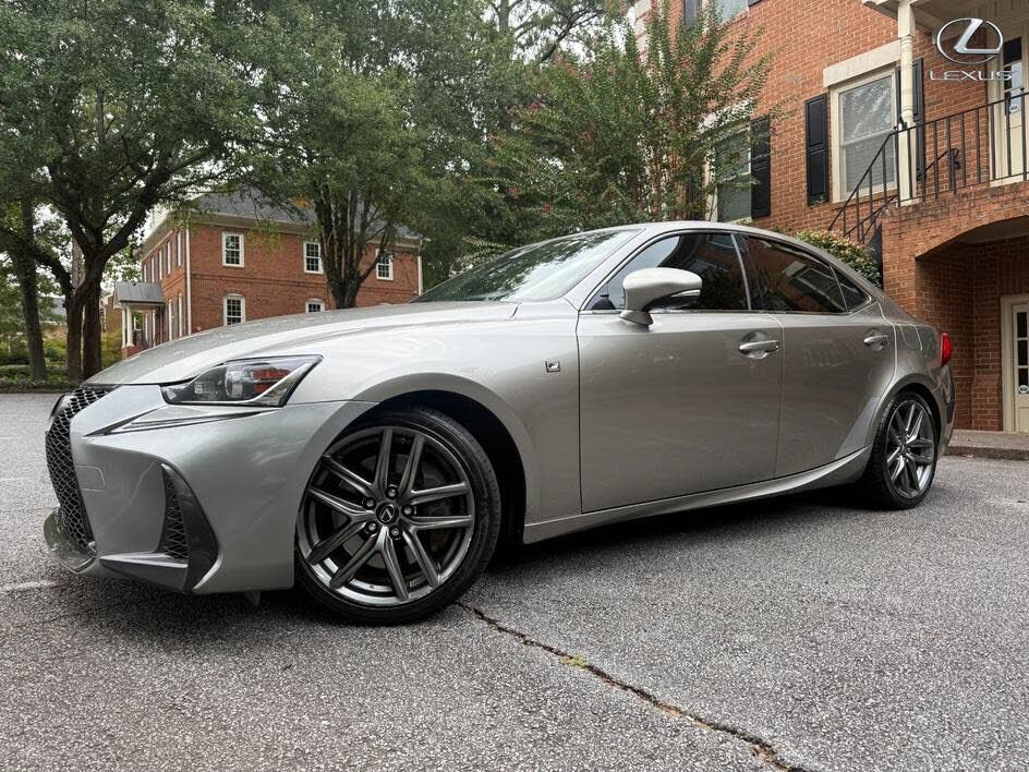 2018 LEXUS IS