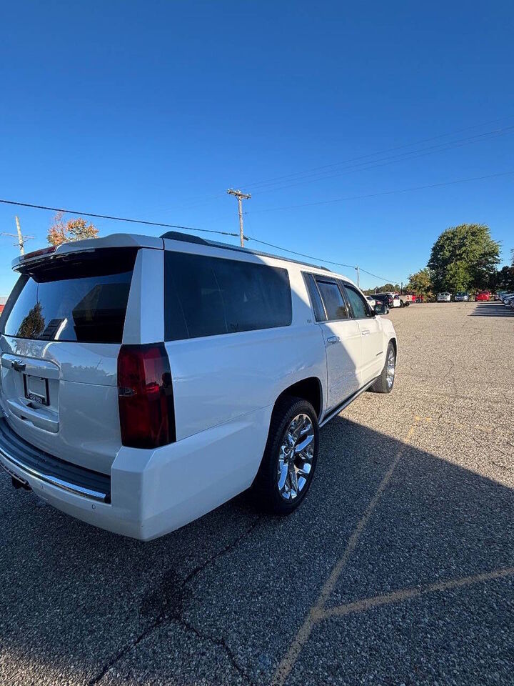 2016 CHEVROLET Suburban