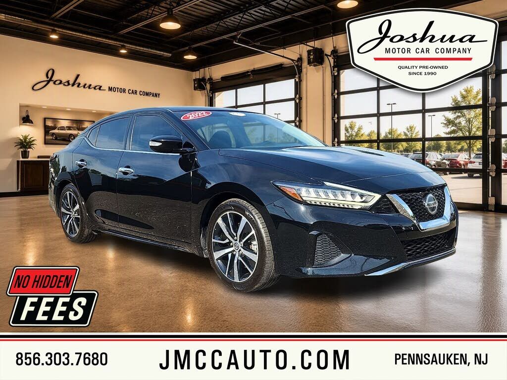 2022 NISSAN Maxima