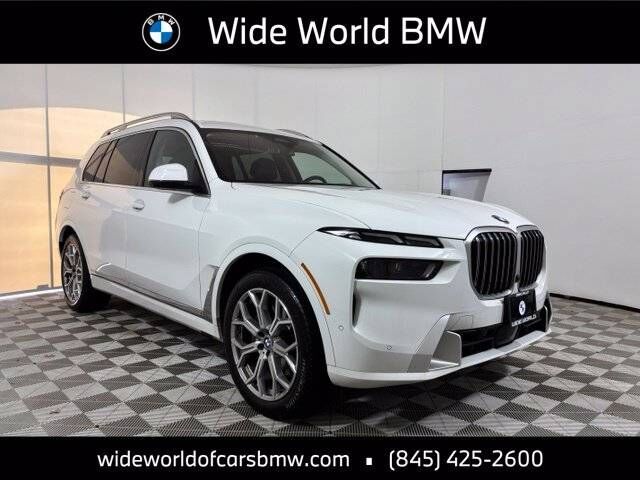 2025 BMW X7