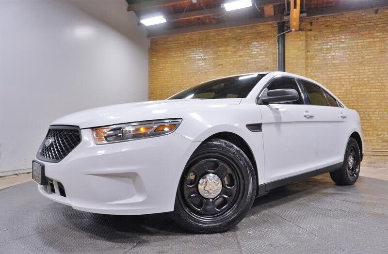 2013 FORD Taurus