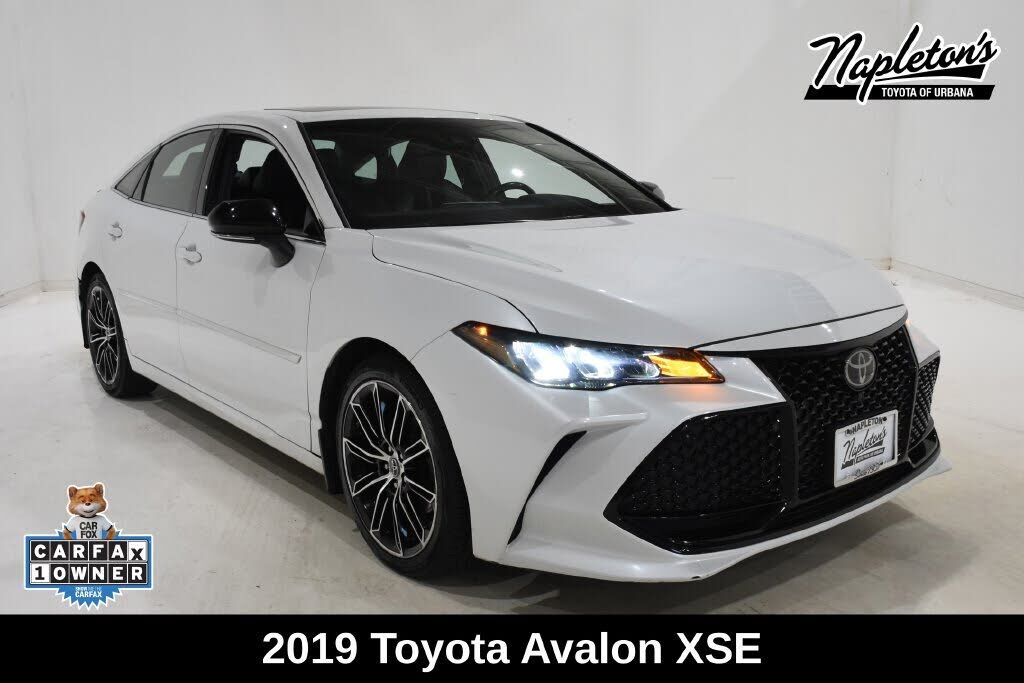 2019 TOYOTA Avalon
