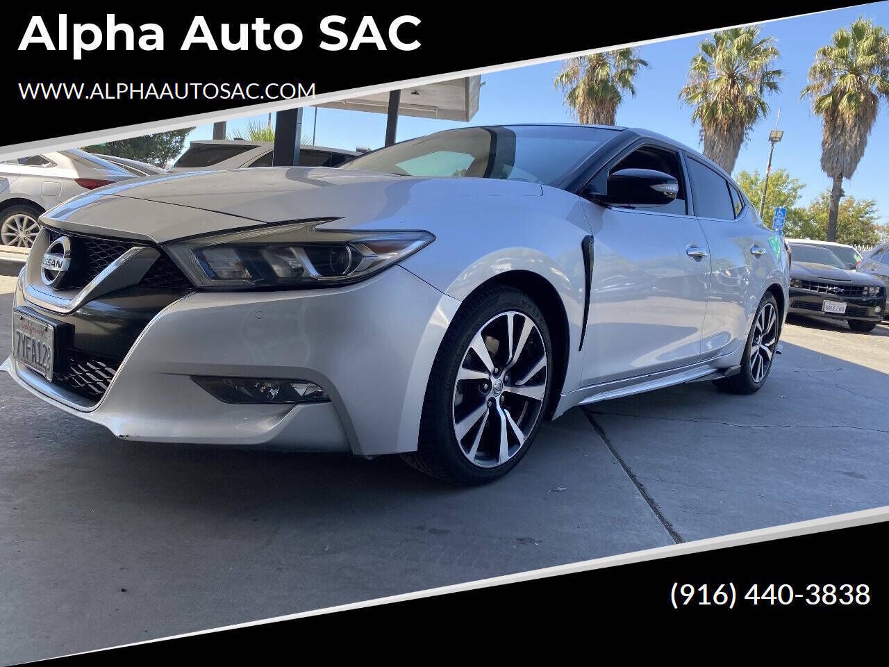2017 NISSAN Maxima