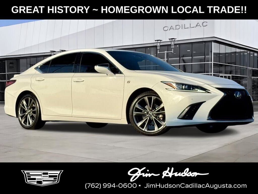 2019 LEXUS ES