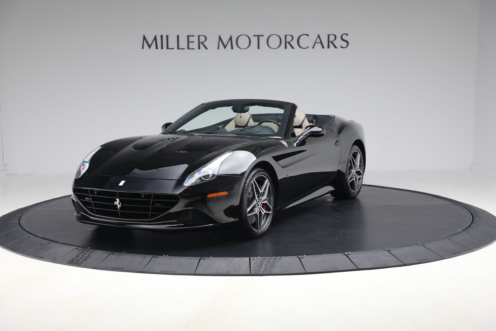 2016 FERRARI California T