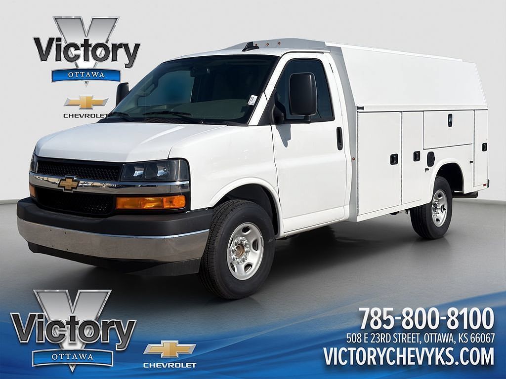 2026 CHEVROLET Express