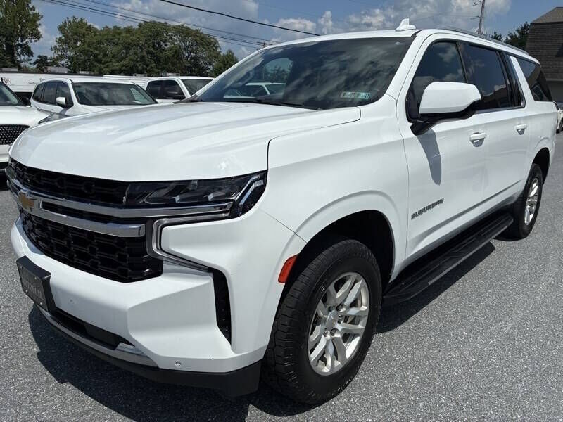2023 CHEVROLET Suburban