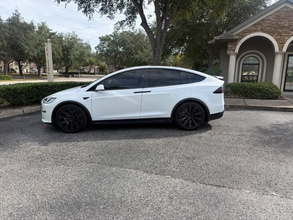 2023 TESLA Model X