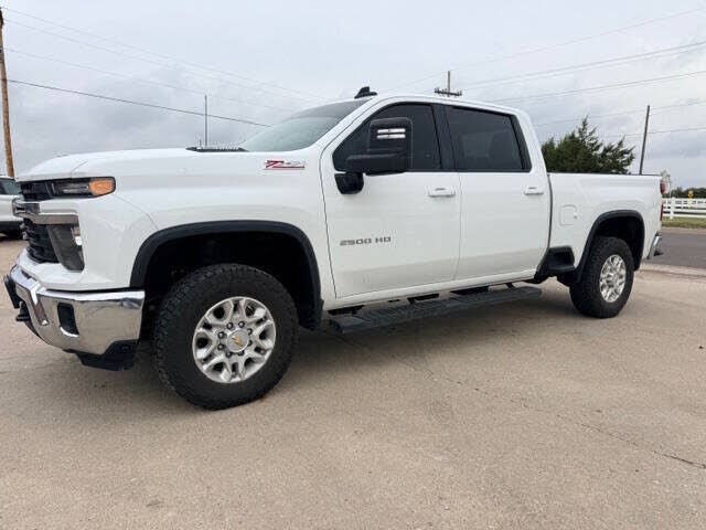 2024 CHEVROLET Silverado HD