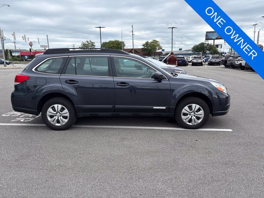 2011 SUBARU Outback