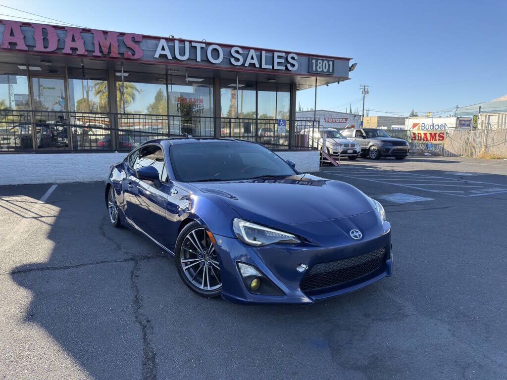2014 TOYOTA Scion