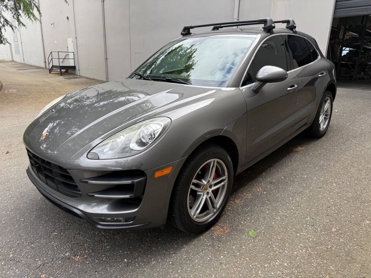 2016 PORSCHE Macan