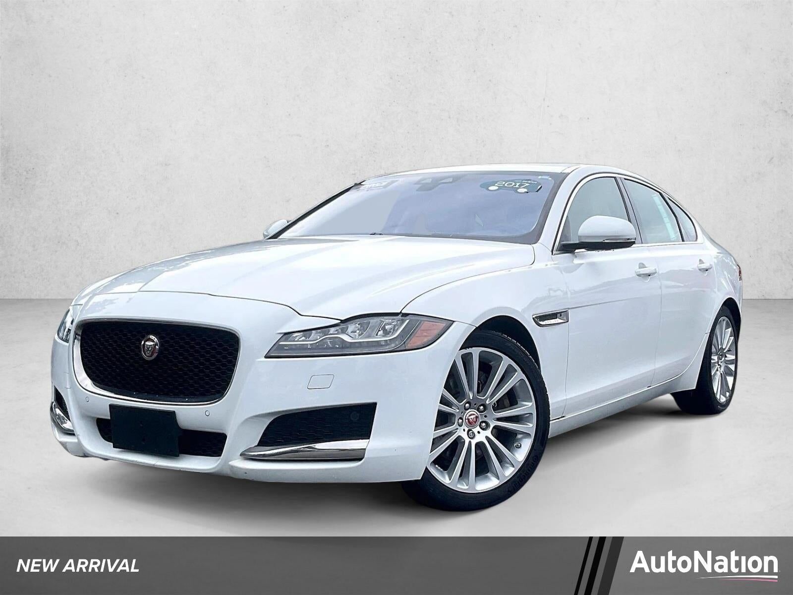 2017 JAGUAR XF