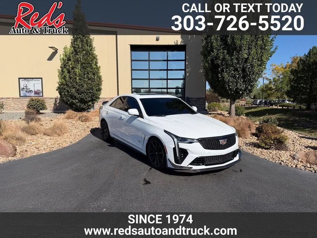 2022 CADILLAC CT4