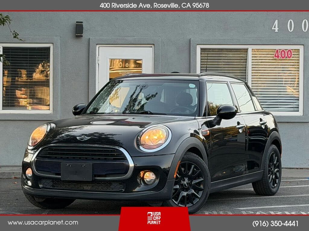 2016 MINI Cooper