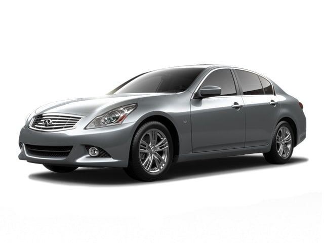 2015 INFINITI Q40