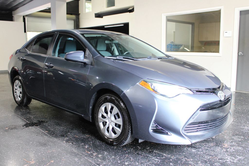 2017 TOYOTA Corolla