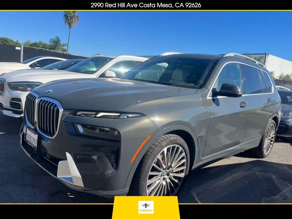 2025 BMW X7