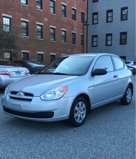 2009 HYUNDAI Accent