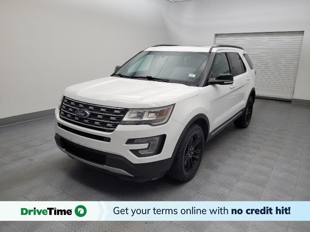 2017 FORD Explorer