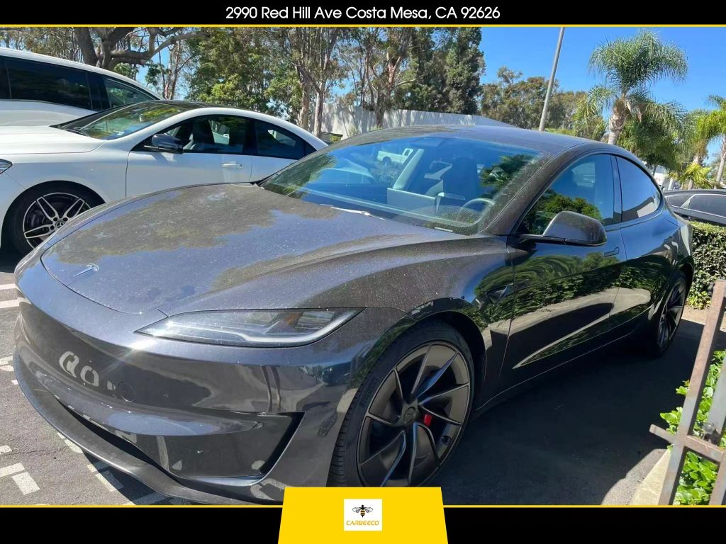 2024 TESLA Model 3