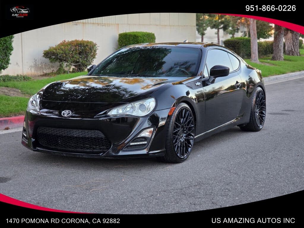 2015 TOYOTA Scion