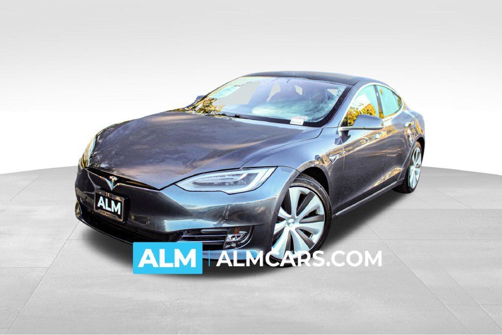 2021 TESLA Model S