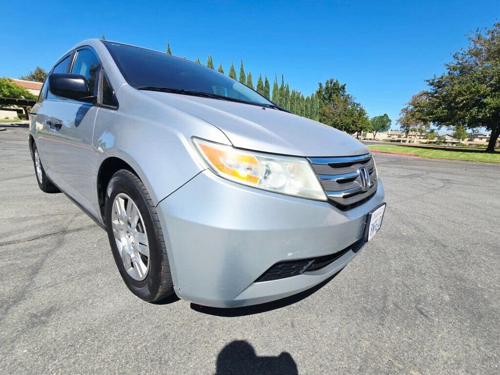 2013 HONDA Odyssey