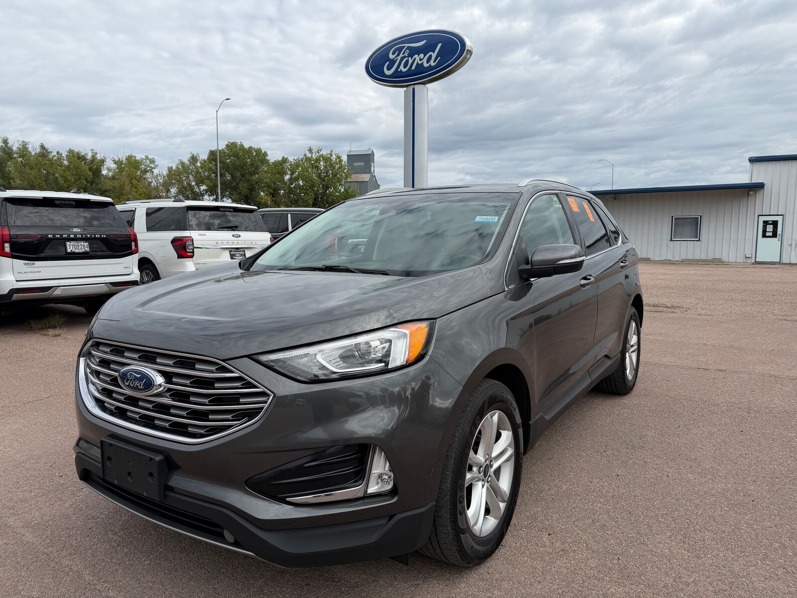 2019 FORD Edge