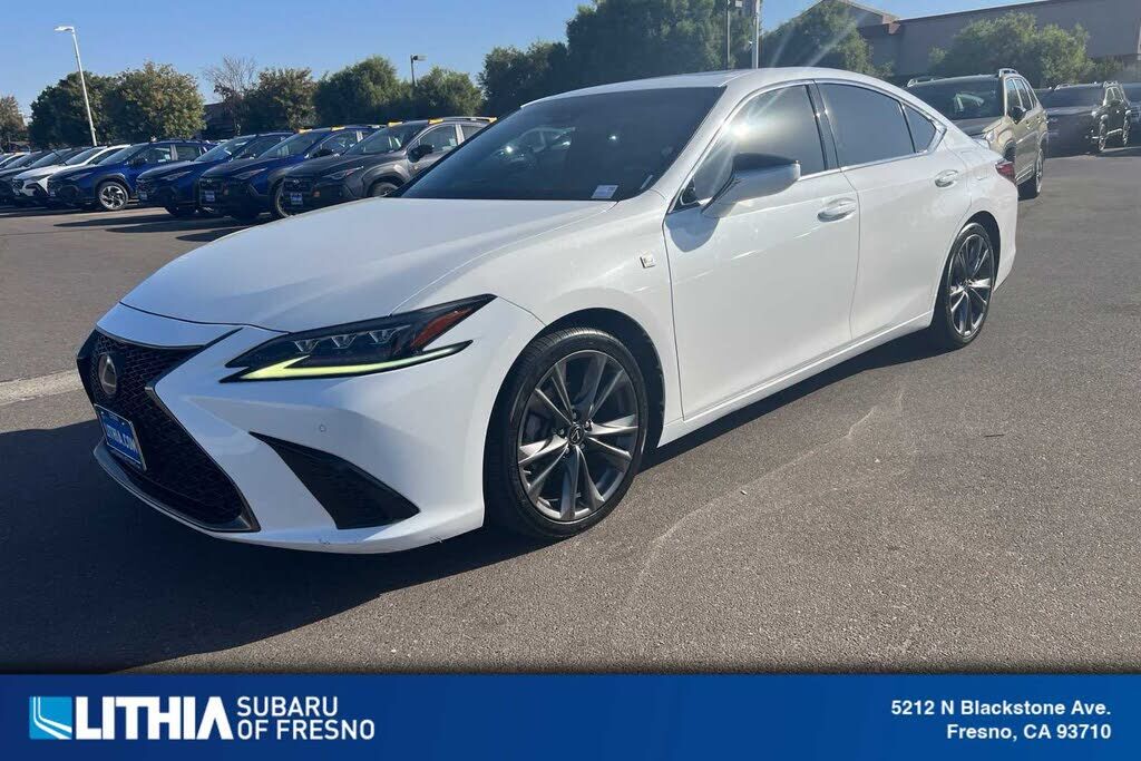 2020 LEXUS ES