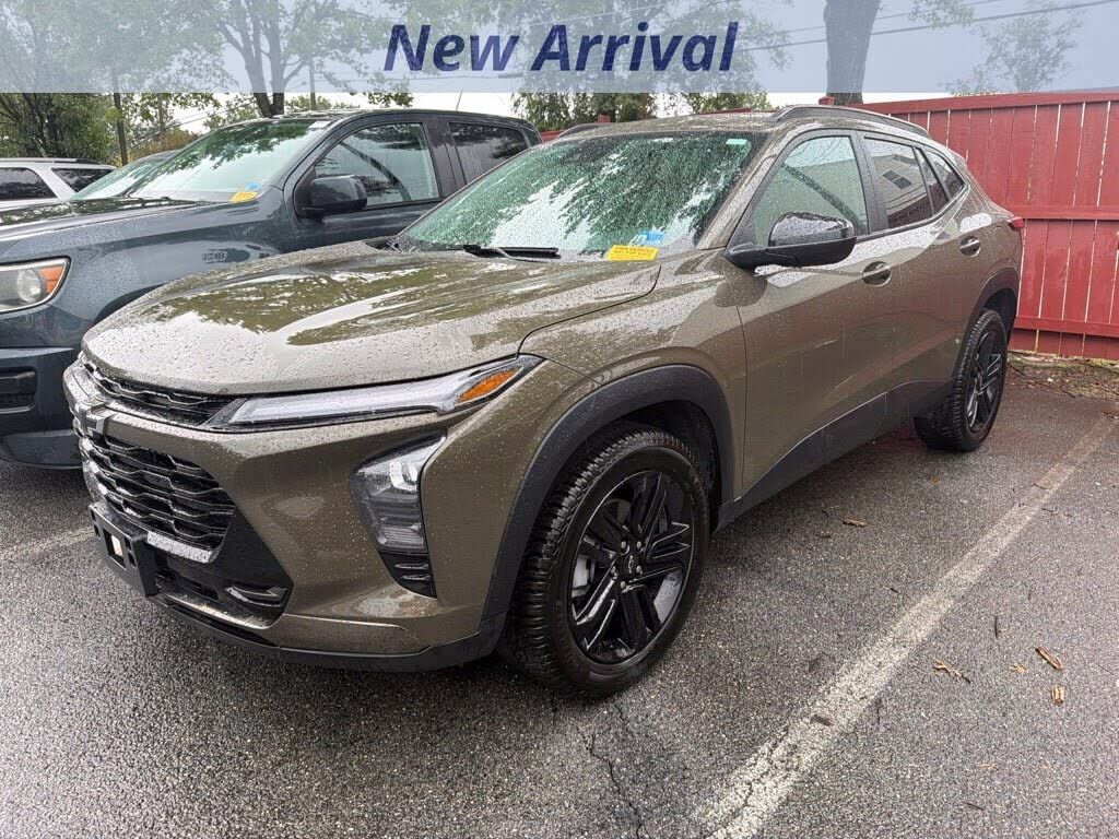 2024 CHEVROLET Trax