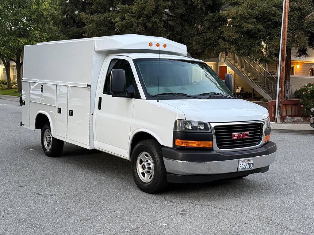 2020 GMC Savana