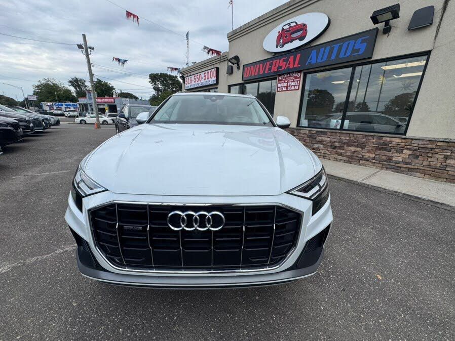 2021 AUDI Q8