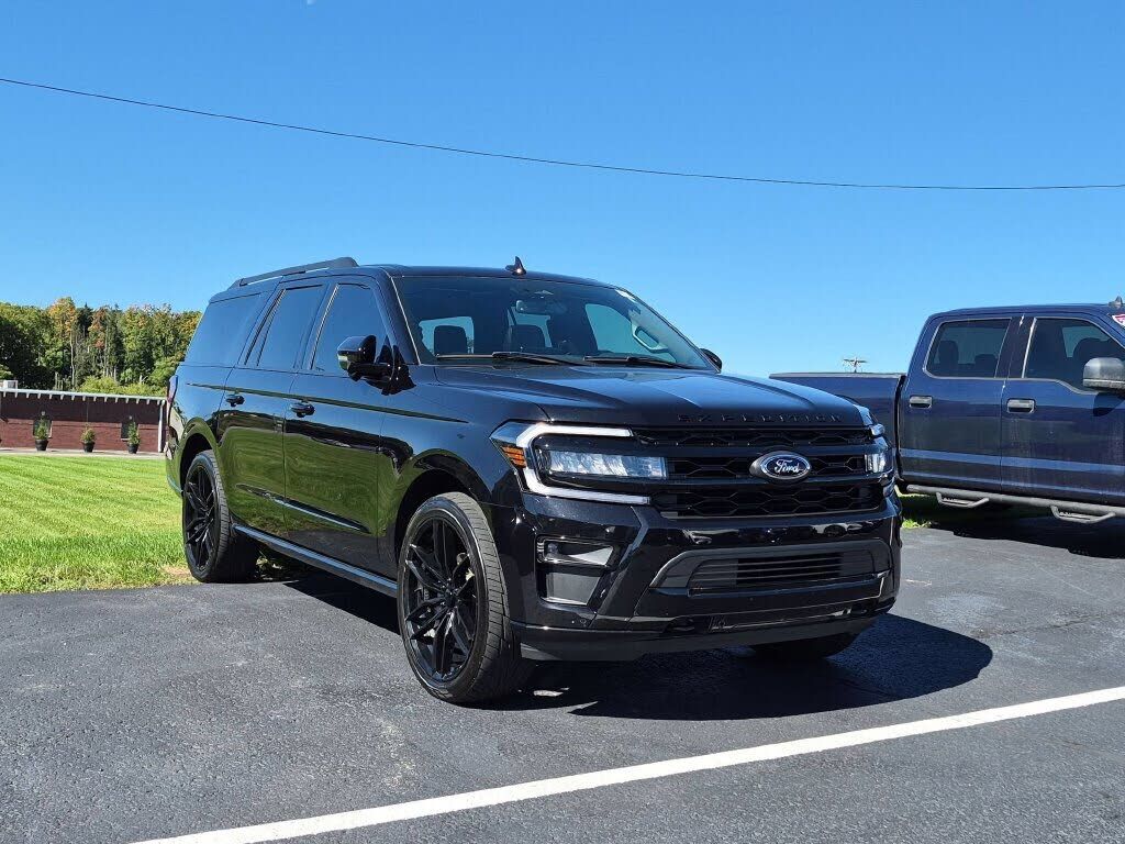 2022 FORD Expedition