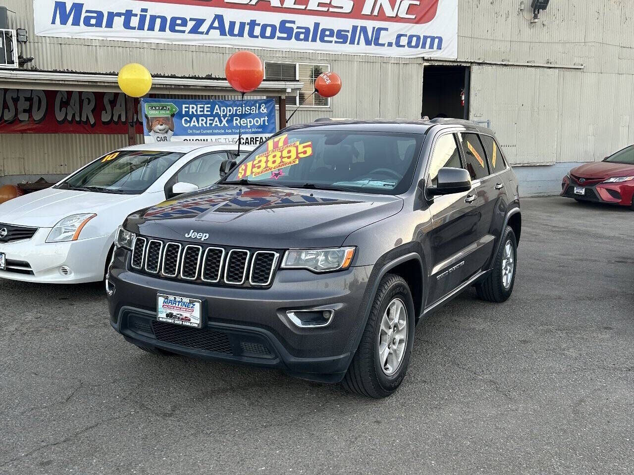 2017 JEEP Grand Cherokee