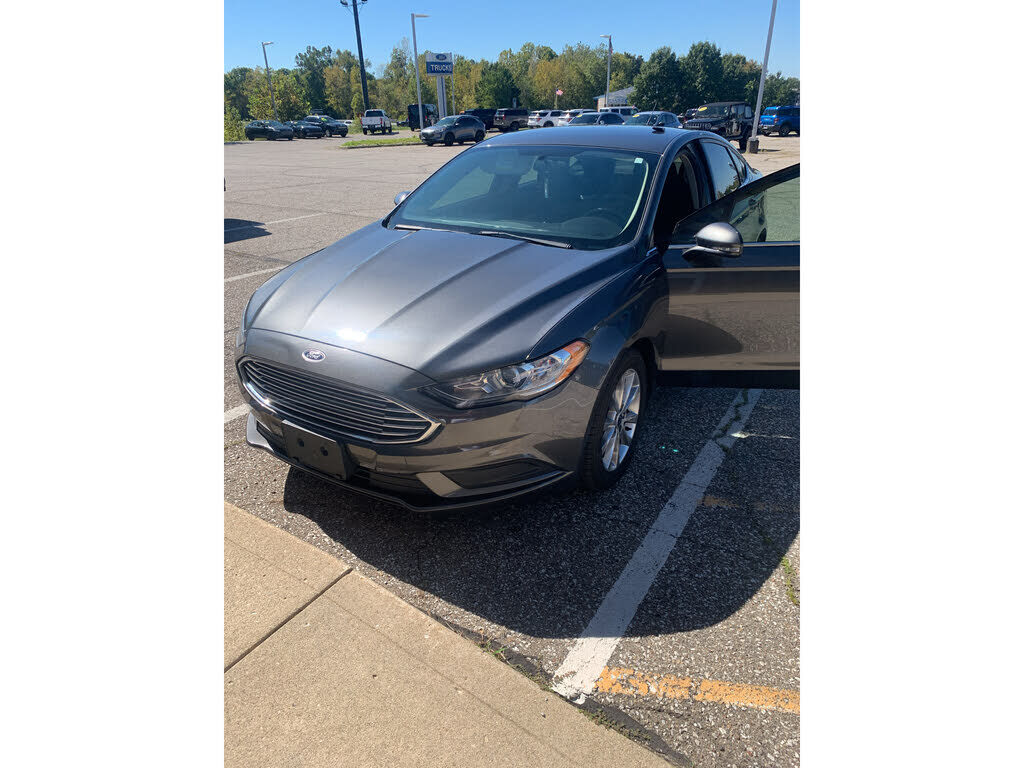 2017 FORD Fusion